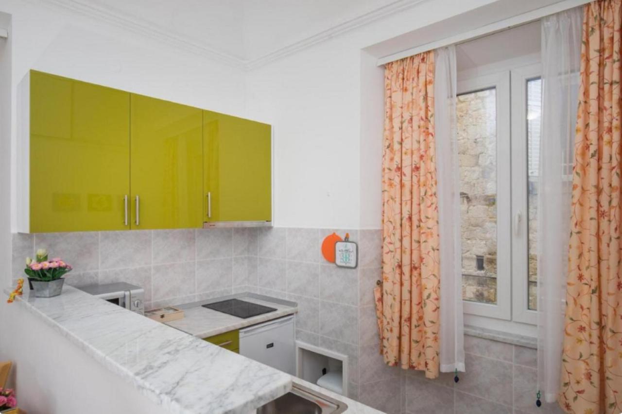 Anima Mea Old Town Apartments Дубровник Екстериор снимка