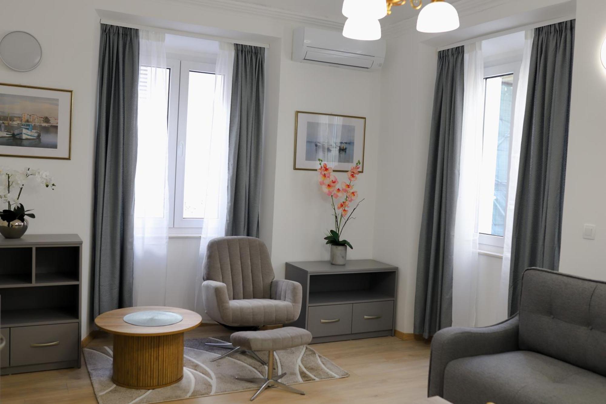 Anima Mea Old Town Apartments Дубровник Екстериор снимка